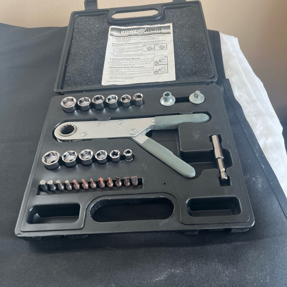 Ratchet Wrench Set with Sockets